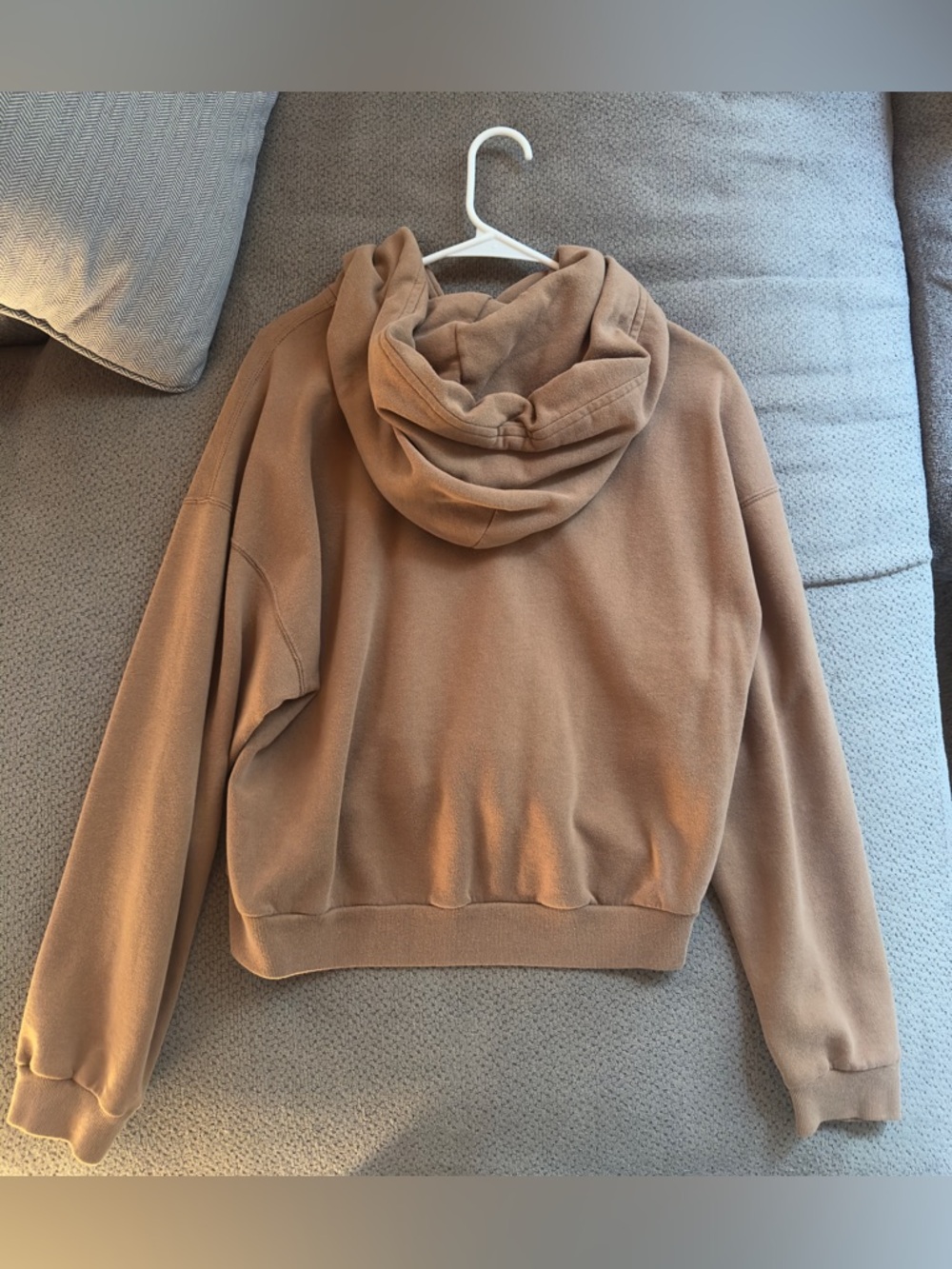 Abercrombie & Fitch Cropped Hoodie - Picture 2 of 3